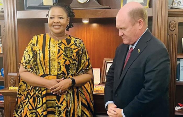 Minister Pholile Shakantu in Washington DC with Senator Coons to clarify the concerns raised in his motion. Consultation resulted in the withdrawal of the proposed sanctions clause in the resolution and the resolution being adopted as a “simple resolution”
