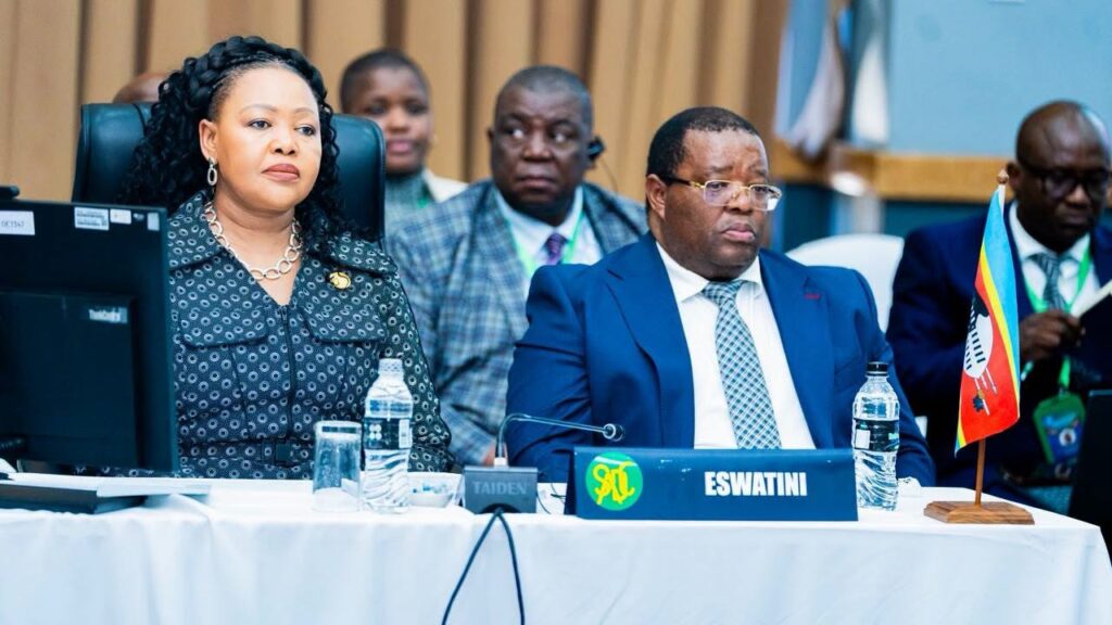 Minister of Foreign Affairs and International Cooperation, Senator Pholile Shakantu, with the Kingdom of Eswatini's delegation at the 28th SADC Ministerial Committee of the Organ meeting in Salima, Malawi.