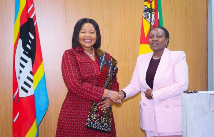 Senator Pholile Shakantu, Minister of Foreign Affairs and International Cooperation, with Dr Maria de Fátima Manso, State Secretary of Foreign Affairs and Communities Abroad of Mozambique, during a courtesy call focused on strengthening Eswatini-Mozambique relations and cooperation.
