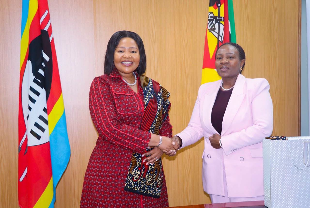 Senator Pholile Shakantu, Minister of Foreign Affairs and International Cooperation, with Dr Maria de Fátima Manso, State Secretary of Foreign Affairs and Communities Abroad of Mozambique, during a courtesy call focused on strengthening Eswatini-Mozambique relations and cooperation.